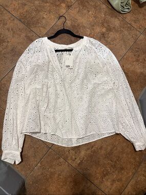 H&M White Eyelet Peasant Blouse